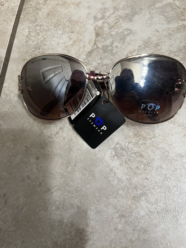 Pop Eyewear Sunglasses. Avatar Style. Gold Circle Arms. UV 400. NWT