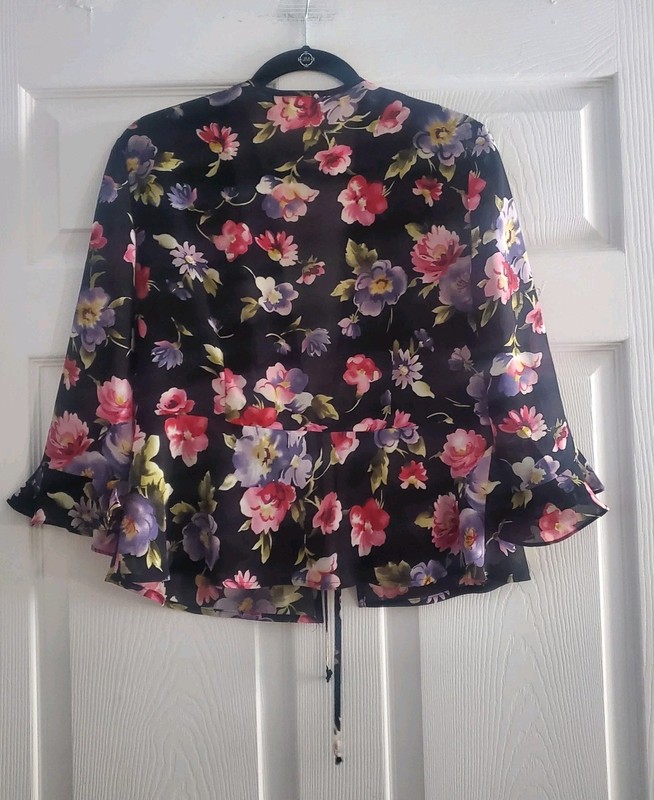 Miss Dorby 16 Petite Black Floral Blouse Semi Sheer Open Front With Tie Peum Hem gallery