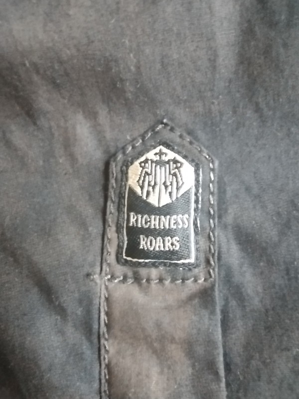 Roar Buckle Mens XXL Black Embroidered Cross Button Up Shirt Y2K Western Grunge gallery