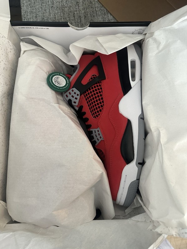 Jordan Air Jordan 4 Retro Toro Bravo 2026 Fire Red/White/Black FQ8138-600