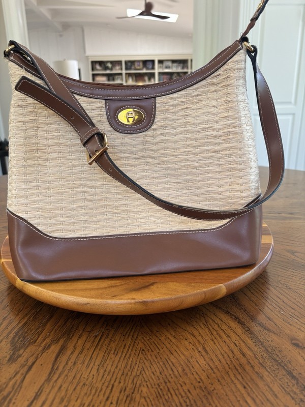 Etienne Aigner Beige/Brown Woven Shoulder Bag Zip Adjustable Strap Pockets Gold