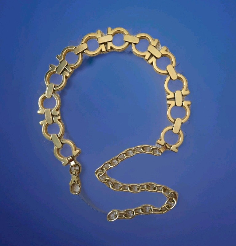 ​Vintage Salvatore Ferragamo Gancini Gold-Tone Link Chain Belt 1990s Small