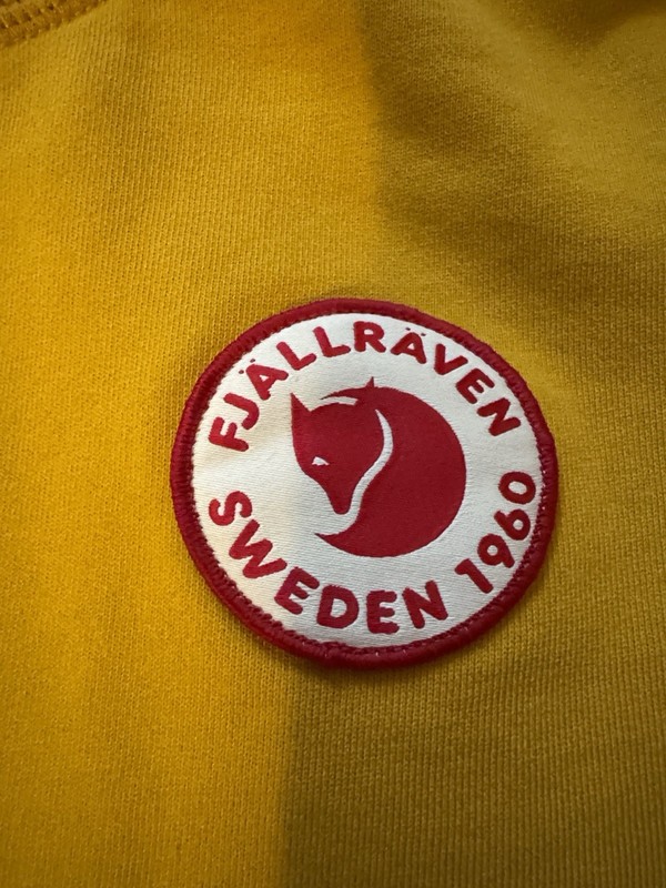 Fjällräven Men’s Crew Neck Pullover Sweater Yellow Solid Logo Size M gallery