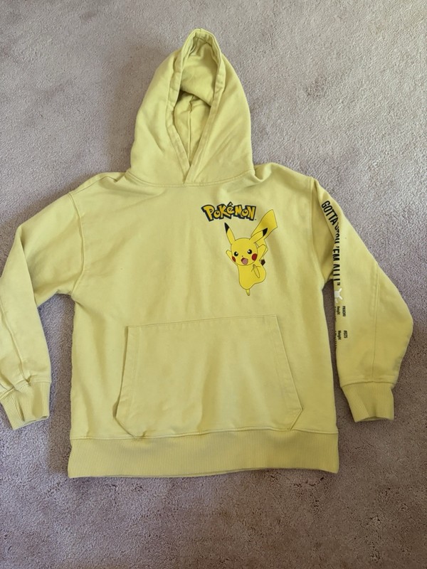 ZARA Pokémon Pikachu Yellow Pullover Hoodie Kids 11-12 (152cm) Cotton