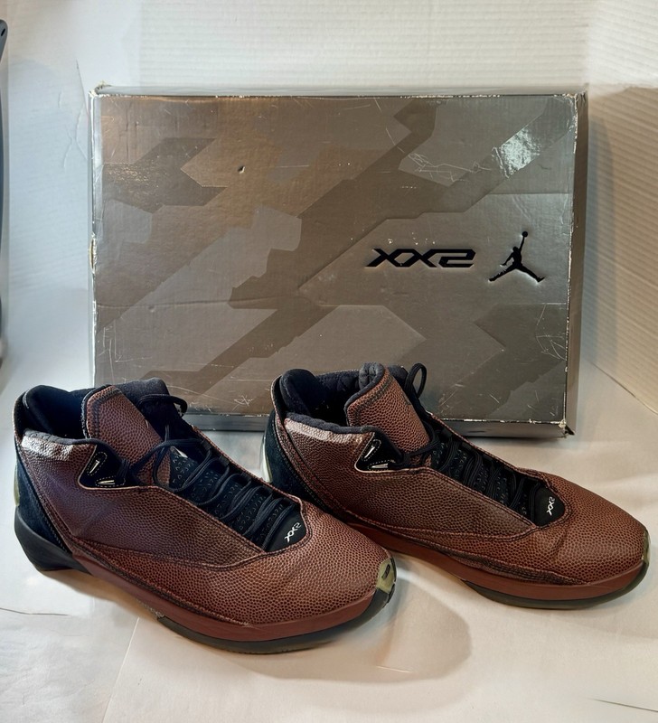 Men’s Size 12 AIR JORDAN XX2 (22) RETRO Basketball Leather 2007 (316238-002)