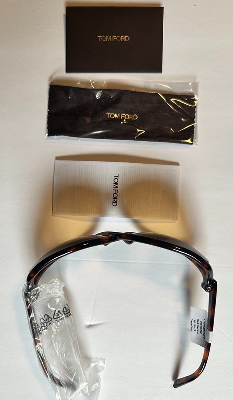 NEW Tom Ford Bettina TF1068 52F Dark Havana Brown Gradient Sunglasses Italy