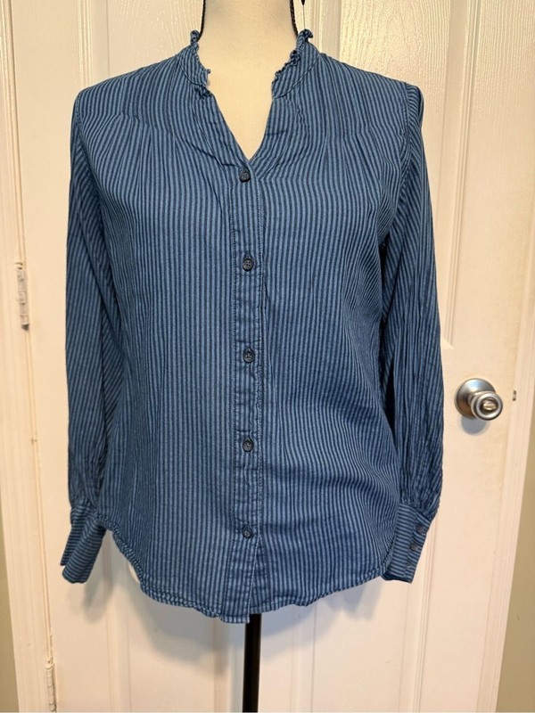 Sundance Navy and Light Blue 100% Cotton Striped Top