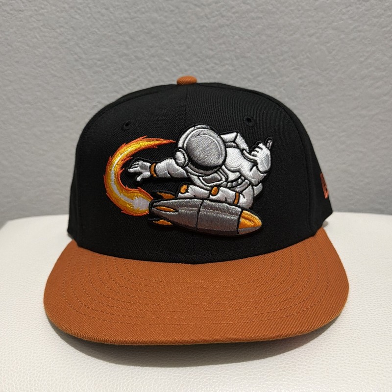The Capologist Moon Surfer V1 New Era 5950 Fitted Baseball Hat Cap Size 7