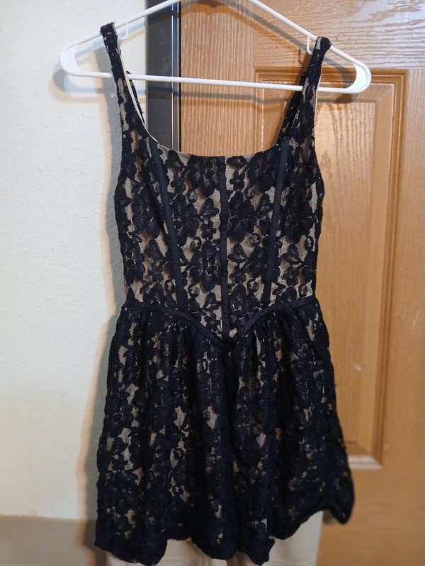 SHEIN Women’s Size 4 Black/Beige Lace Lined A-Line Scoop Neck Short Dress