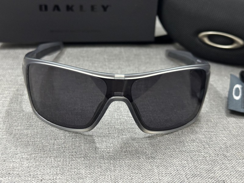 Oakley TURBINE ROTOR 9307 Matte Grey Frame Black Prizm Lens Sunglass NEW gallery