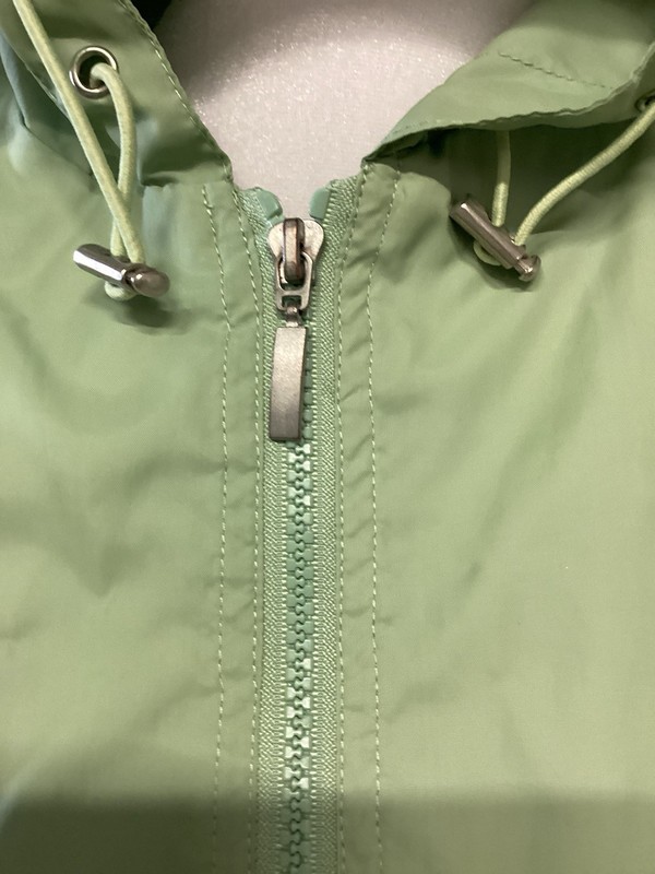 Vintage Tudor Court By Haband Womens Windbreaker Rain Jacket Pastel Green Size L gallery