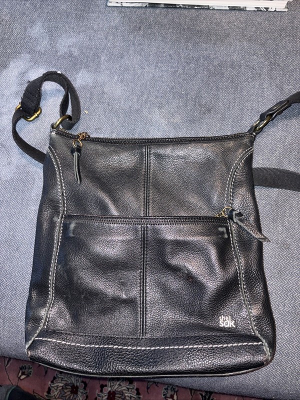 The Sak Black Pebble Leather Hobo Shoulder Bag Medium Handbag Crossbody (P18)
