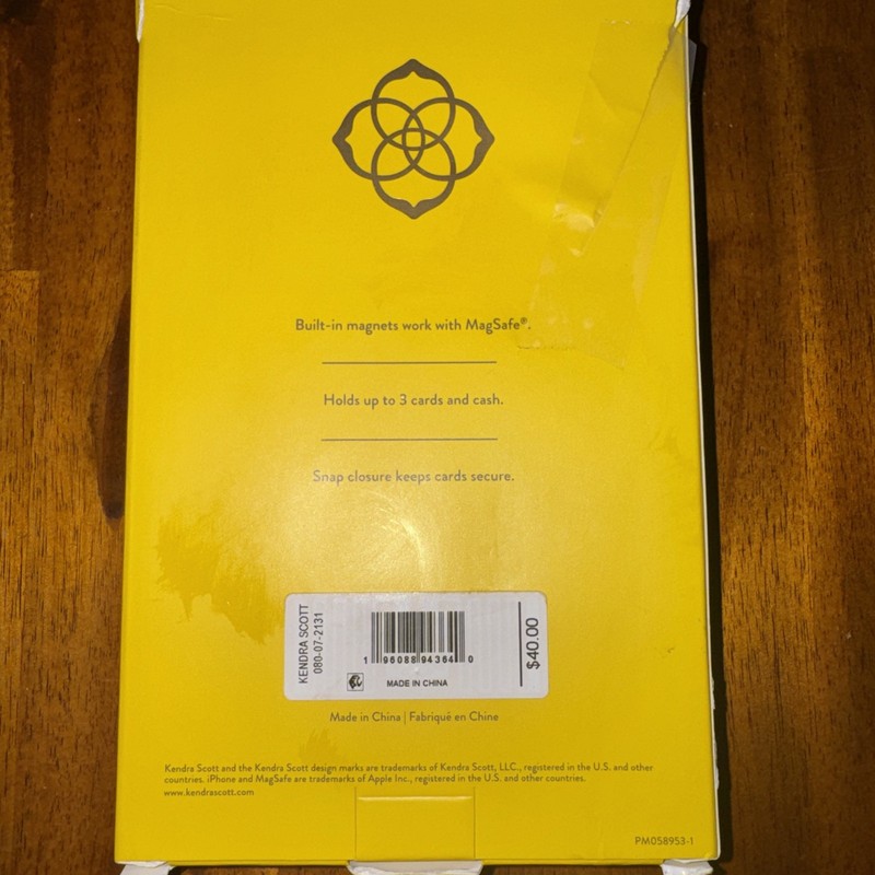 Kendra Scott Magnetic Snap Wallet Works With MagSafe P108 gallery