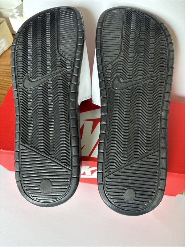 Nike Men's BENASSI Slide Sandals Black/White SIZE 11 gallery