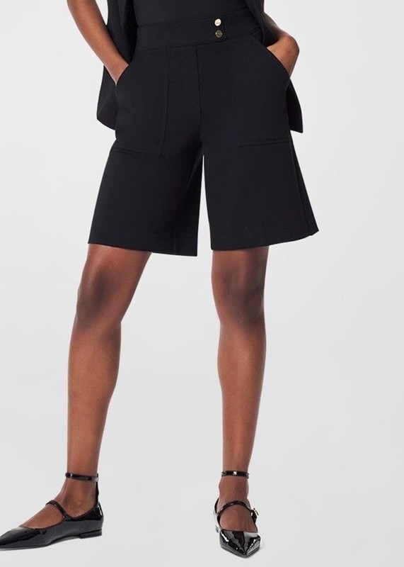 Spanx Women Classic Black Ponte Button Tab Pocket Shorts Size Small,pull on NWT