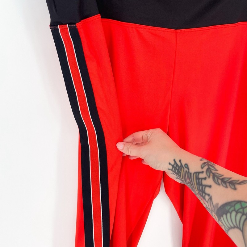 Ruby Ribbon Women’s 3X Sport Crop Leggings in Poppy Orange gallery