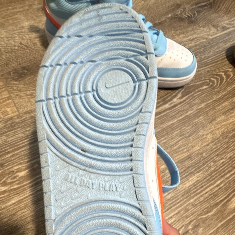 Nike Court Borough Mid 2 Unisex Kids Mid Top Sneakers Blue/White/Orange 6.5Y gallery