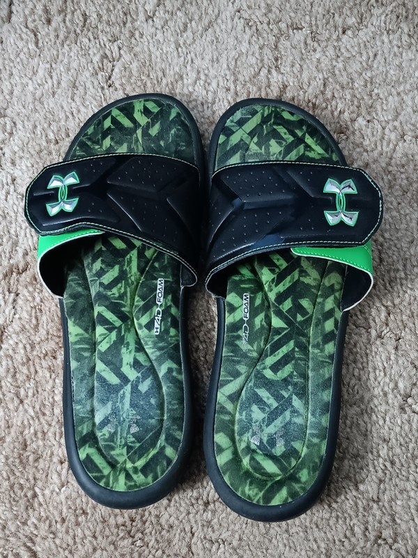 Under Armour Ignite Slides Men's Size 12 4D Foam Footbed gallery