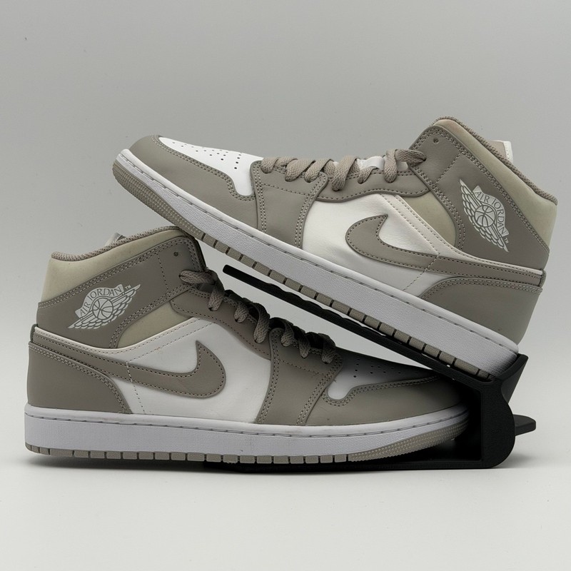 Jordan Air Jordan 1 Mid Linen College Grey 554724-082 Size 9.5 gallery
