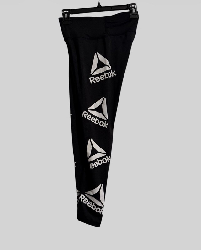 Women’s Athletic Bundle XS Nike Adidas Gymshark Reebok Victoria’s Secret 7 Pc gallery