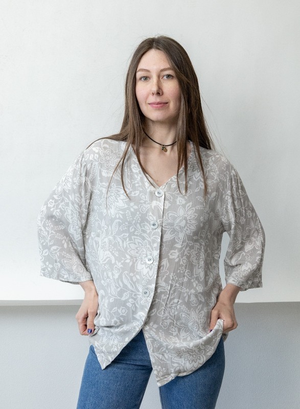 Vintage 90s Grey Floral Print Tunic Blouse Cotton Crepe Coastal Grandma Womens M