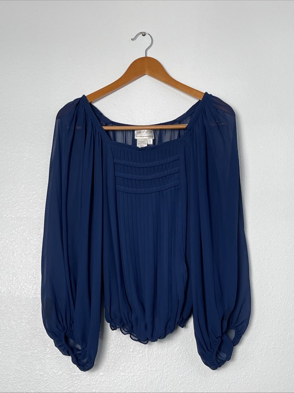 Vintage Y2K Max Studio Specialty Products S navy sheer chiffon pleated blouse