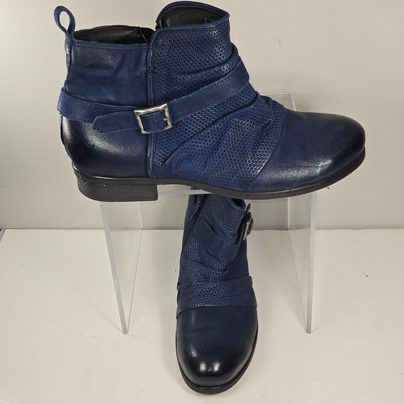 Miz Mooz Suzy Wide Blue Leather Perforated Buckle Ankle Boots Women43 US 11-11.5