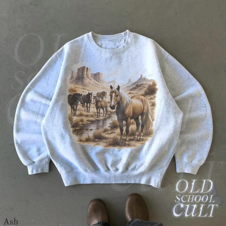 Retro Horse Nature Sweatshirt Vintage Equestrian Animal Lover