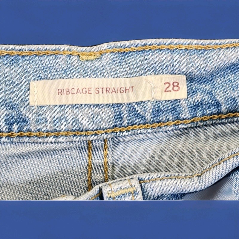 Levi's Women's Ribcage High Rise Straight Regular Fit Light Wash Blue Jeans 28 gallery