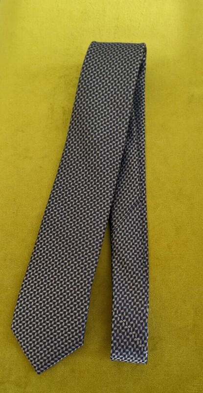 Michael Kors Men's necktie tie linked hexagon 58" x 3" Father's Day gift NWT gallery