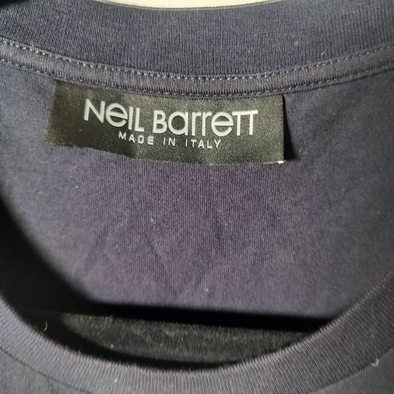 Neil Barrett Mens Live Manifesto Graphic TShirt Navy Blue XL PBJT364S Made Italy gallery