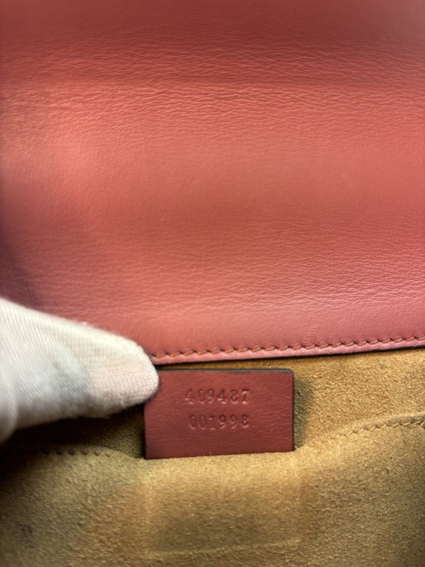 100% Authentic Gucci GG Supreme Blooms Padlock Small Shoulder Bag gallery