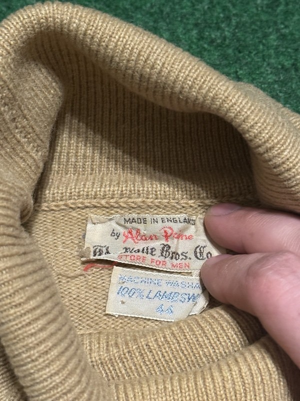 Halle Bros Co Lambswool True Vintage 50s 60s Turtleneck Biege XL 23x28 Sweater gallery