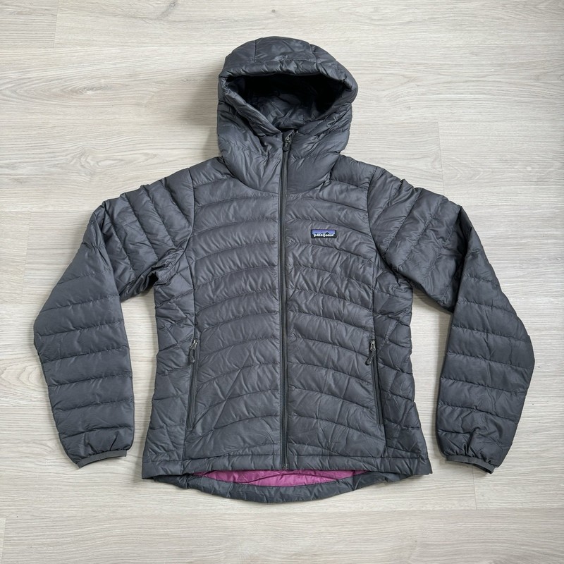 Women’s Patagonia Down Sweater Hoodie Jacket Size Xs Grey Pink Puff