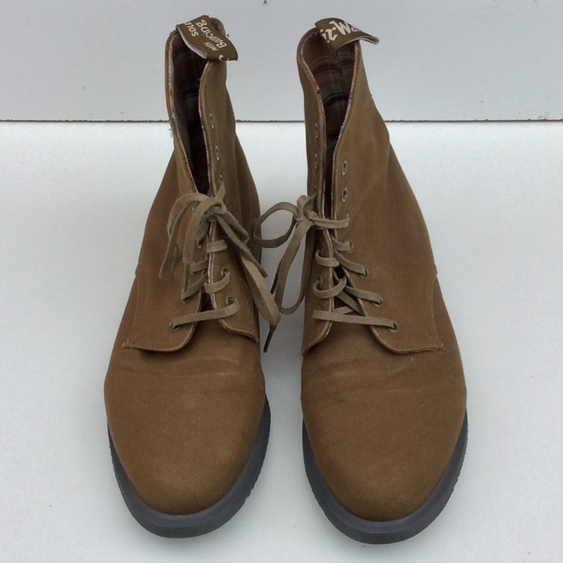 DR MARTENS Air Wair Suede Leather Boots UK 9/US 10 With Sole Bouncing gallery