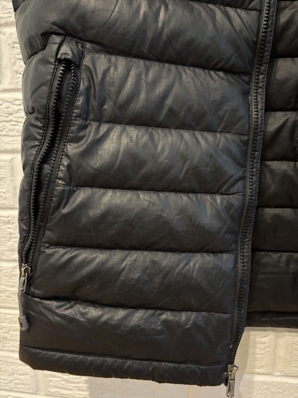 Men’s Patagonia Down Sweater Vest Insulated Puffer Full Zip - Black - Small gallery