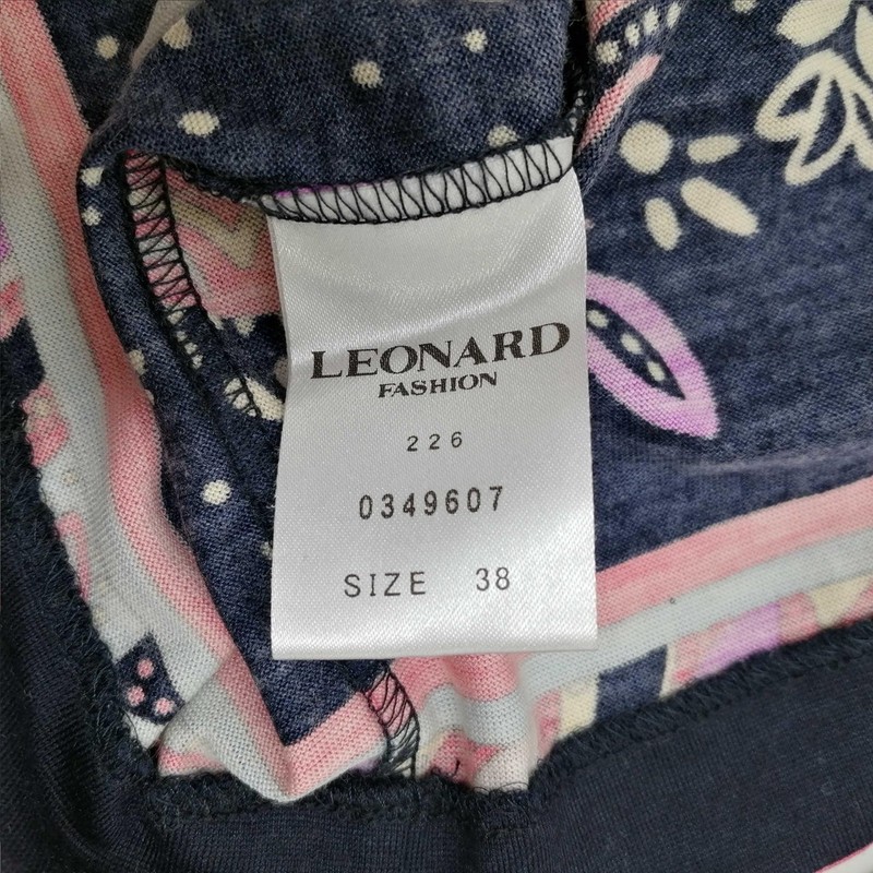 Leonard Paisley Pattern L/S Cut & Sew T-Shirt Women’s Medium Black gallery