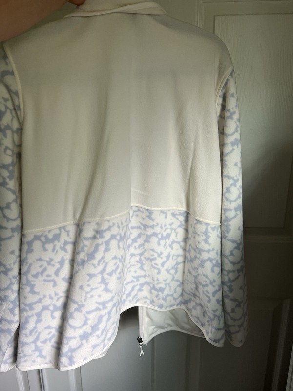 The North Face Denali Women’s Full Zip Camo Jacket White/Blue 1X gallery