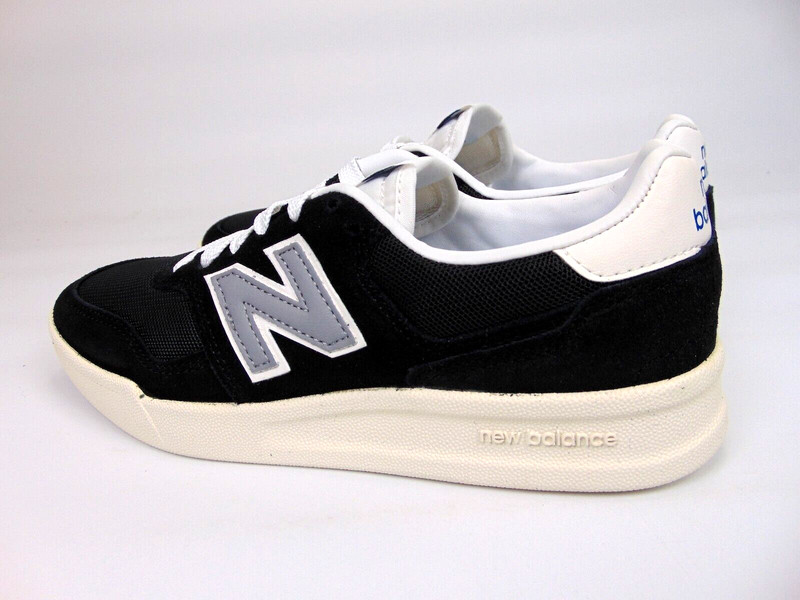 New Balance CRT300O2 Casual Court Sneaker Kids Lace Up Size 4.0 K, Black Leather gallery
