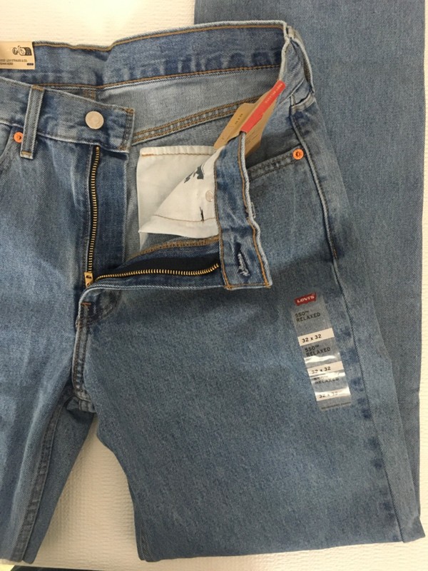 Levis 550 Relaxed Fit Jeans Size 32 x 32 Blue Straight Leg Light Wash New w Tags gallery