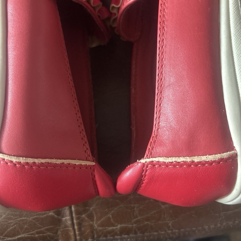 Earth Origins Women’s Leather Slip-On Comfort Ruffle Round Toe 7.5 M Red gallery