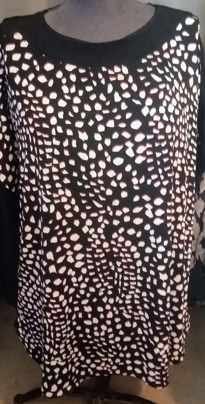 Traveller’s Blouse By Choco’s Size 3 Armpits 30 In Shoulder Down 31 In Bottom 29