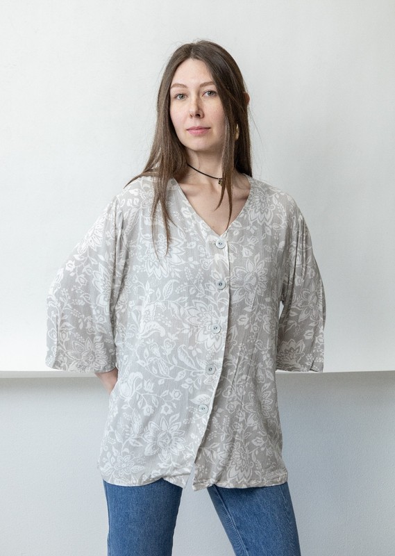 Vintage 90s Grey Floral Print Tunic Blouse Cotton Crepe Coastal Grandma Womens M gallery