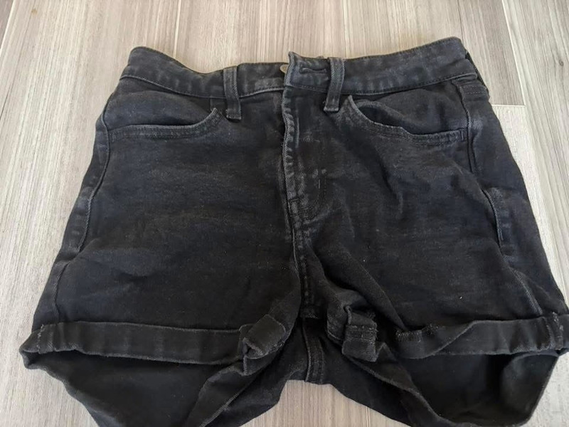 Girls Black Dark Wash Denim Shorts Size L Solid Pattern Flat Front Style