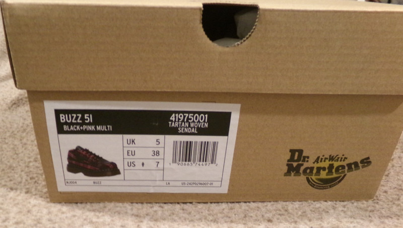 NEW Dr. AirWair Martens Buzz 5-Eye Women's Black/Pink Multi Tartan Shoes Size 7 gallery