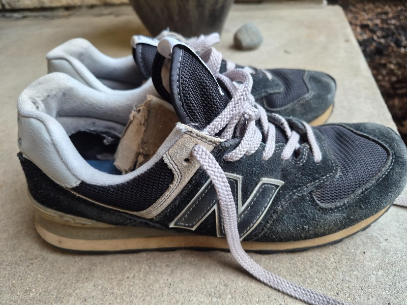 New Balance 574 Classic Core Pack Navy Gray Used Shoes 10