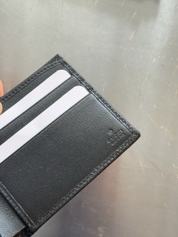 Brand New Gucci GG Supreme Bifold Wallet Black Interlocking Leather gallery