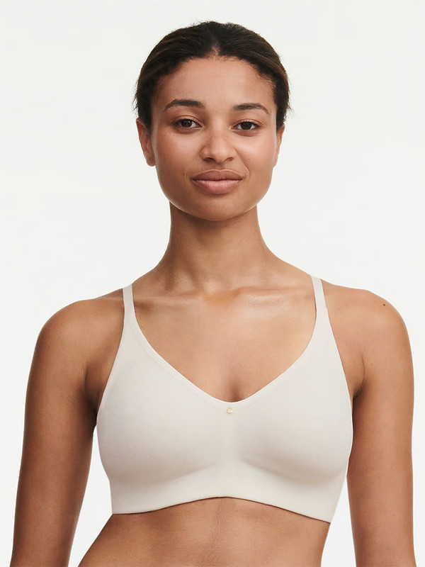 Chantelle 18J8 Comfort Chic Back Smoothing Wire Free 38DDD Talc Ivory $82 NWT