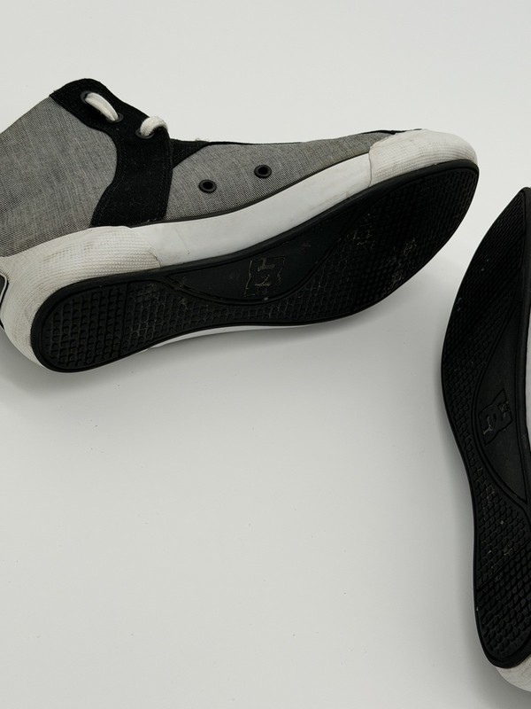 DC Men’s Skate Shoes Cure High Grey Size 8 boot style.Canvas. gallery