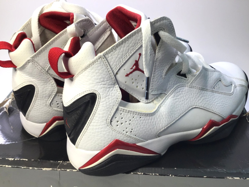 AIR JORDAN; TRUE FLIGHT #342964 161 WHITE - SIZE 10.5 gallery